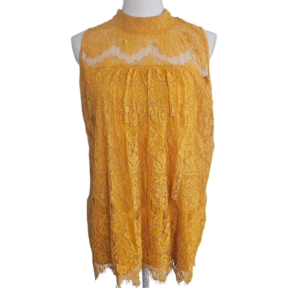 Luna Rae Women’s Yellow Lace Sleeveless Blouse Top Size L Lined Keyhole Back